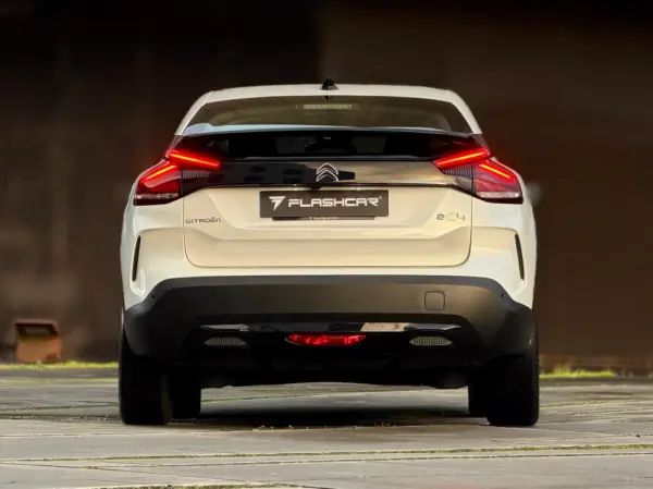 Citroën e-C4 C-Series 8