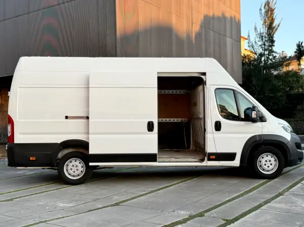 Citroën Jumper 2.2 BlueHDi 35 Heavy L4 CD 5