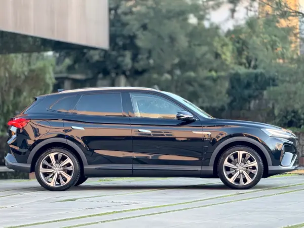 MG Marvel R 70 kWh AWD Performance 24