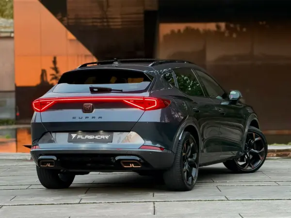 Cupra Formentor 1.4 e-Hybrid DSG VZ 30