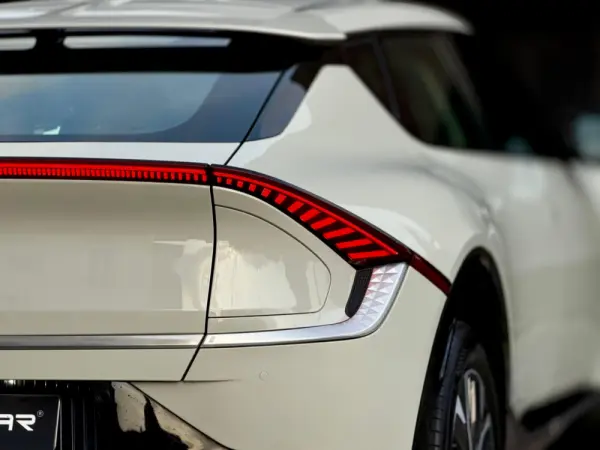 Kia EV6 77.4 kWh Tech 48