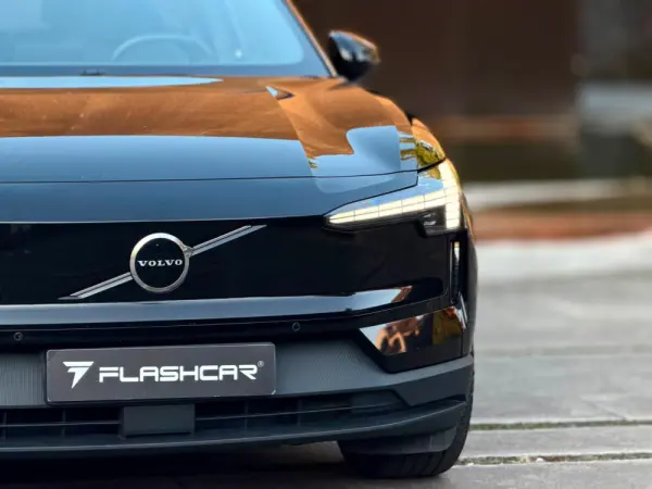 Volvo EX30 Twin Motor Performance AWD Plus 2