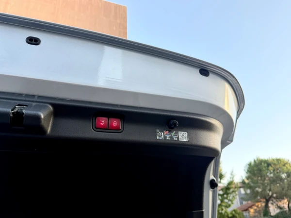 Mercedes-Benz EQE SUV 300 Edition 36