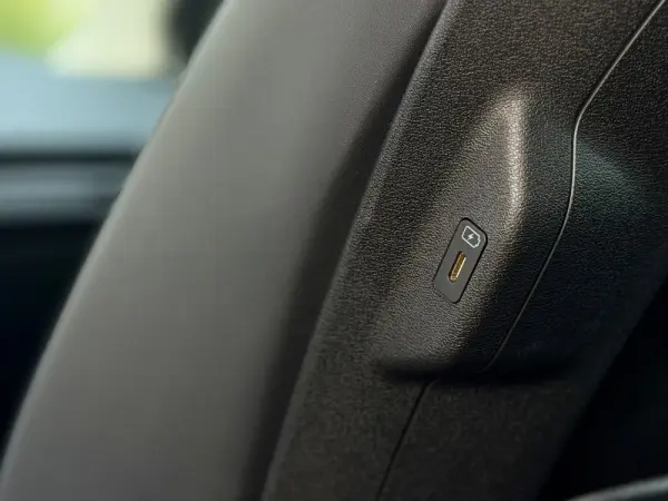 Kia EV6 Outro 25