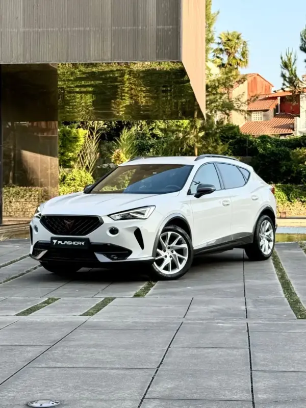 Cupra Formentor 1.4 e-Hybrid Sport DSG 25