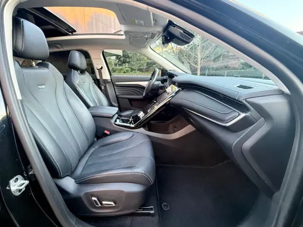 MG Marvel R 70 kWh AWD Performance 23