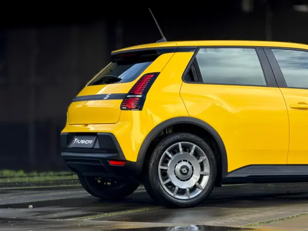 Renault 5 E-Tech 40 kWh Evolution Autonomia Urbana 15