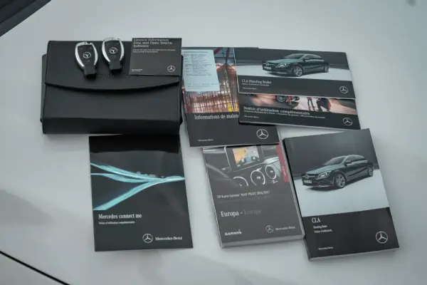 Mercedes-Benz CLA 220 Shooting Brake d 4Matic 7G-DCT AMG Line 8