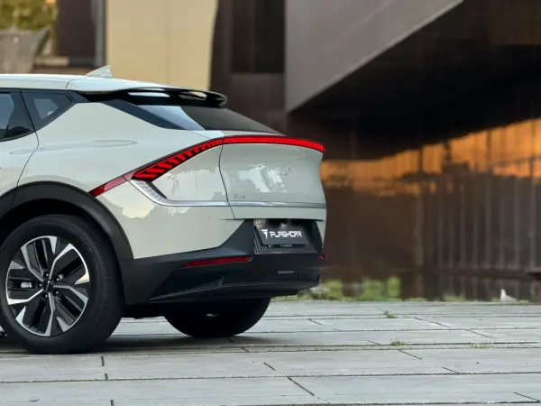 Kia EV6 Outro 5