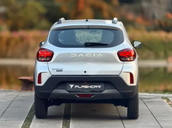 Dacia Spring Comfort Plus 13
