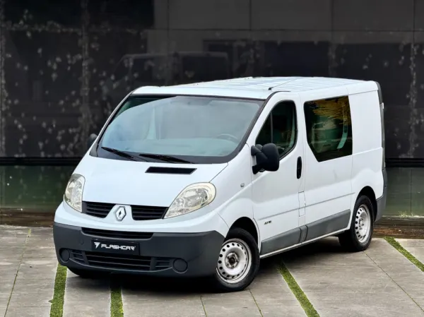 Renault Trafic 13