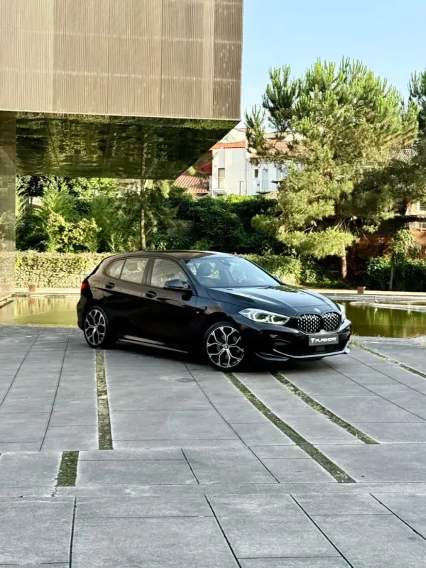 BMW 118 i Pack Desportivo M Auto 14