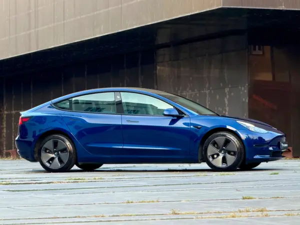 Tesla Model 3 Long Range AWD Dual Motor 37