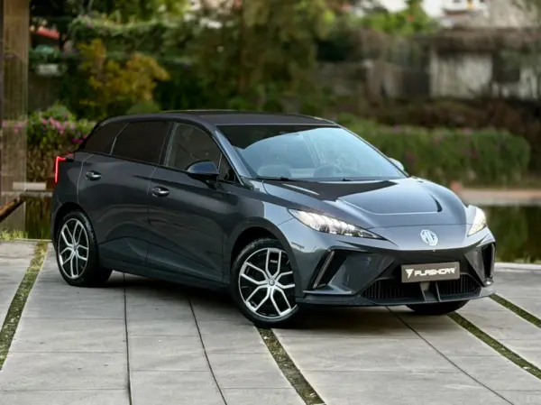 MG MG4 64 kWh Luxury 2
