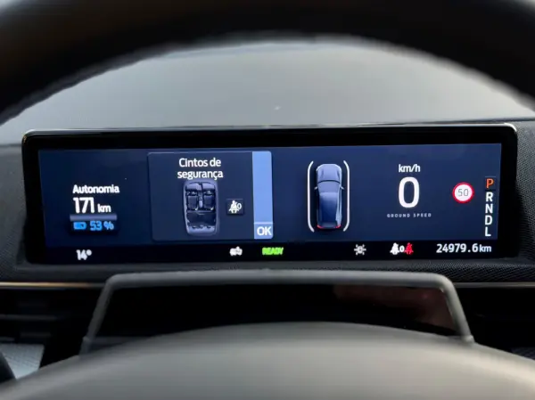 Ford Mustang Mach-E 75.7 kWh Base 26