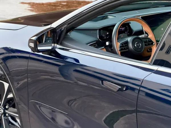 Mazda 6e 68.8 kWh Takumi Plus 22