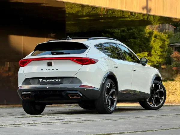 Cupra Formentor 1.4 e-Hybrid DSG VZ 27