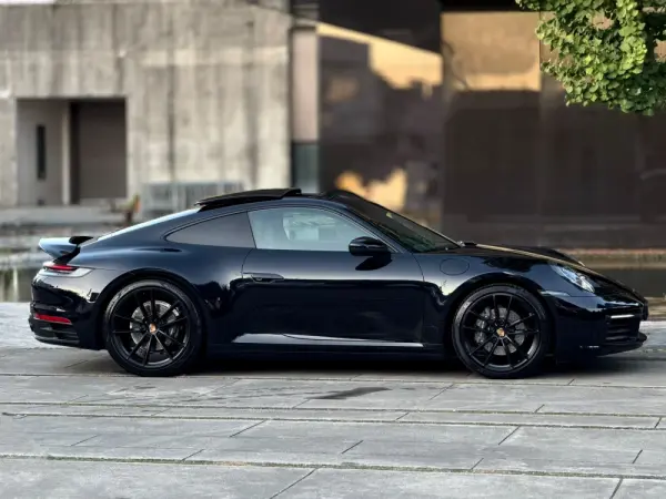 Porsche 911 (992) Carrera 4 PDK 41