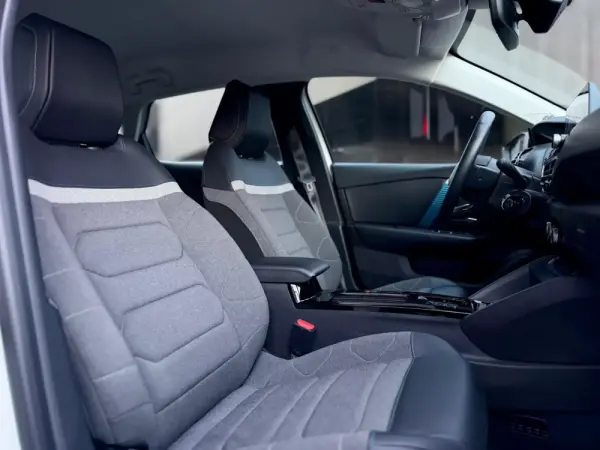 Citroën e-C4 50 kWh C-Series 20