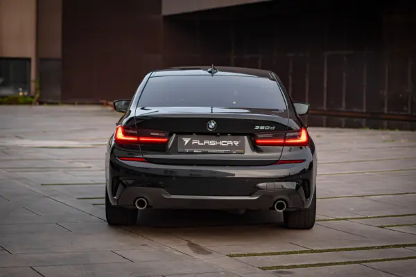BMW 320 d Pack M Auto 7