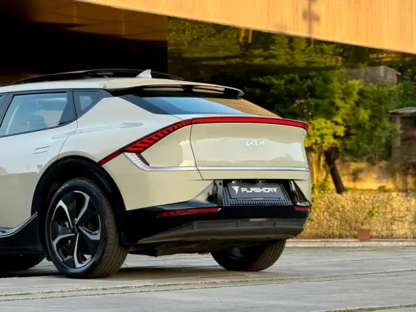 Kia EV6 77.40KWh Earth 30
