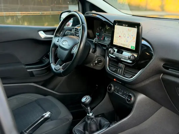 Ford Fiesta 1.5 TDCi Titanium 13