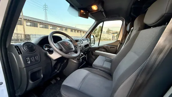 Renault Master E-Tech L2H2 3T5 Advance Autonomia Urbana 5