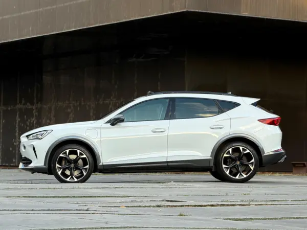 Cupra Formentor 1.4 e-Hybrid DSG VZ 25
