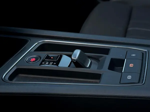 Cupra Formentor 1.4 e-Hybrid DSG VZ 12