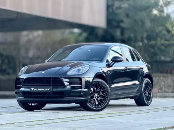 Porsche Macan Standard 20