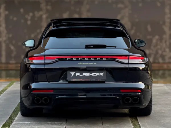 Porsche Panamera Sport Turismo 4 E-Hybrid Platinum Edition PDLS 6