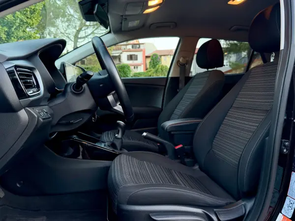 Kia Stonic Drive 23