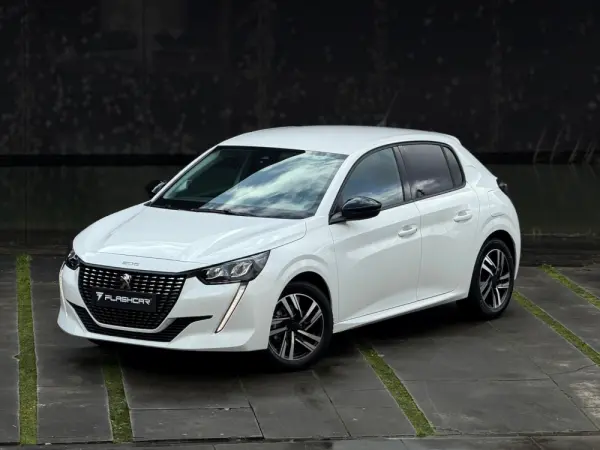 Peugeot 208 1.2 PureTech Allure Pack 32