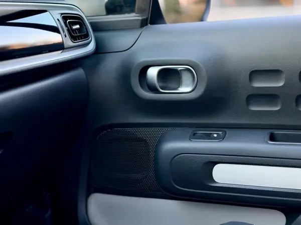 Citroën C3 Pure Tech S&S C-Series 23