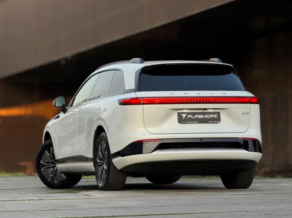 Xpeng G9 98 kWh Long Range 63