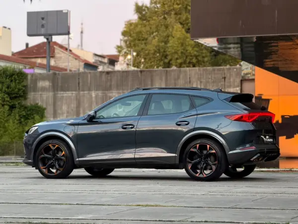 Cupra Formentor 1.4 e-Hybrid DSG VZ 28