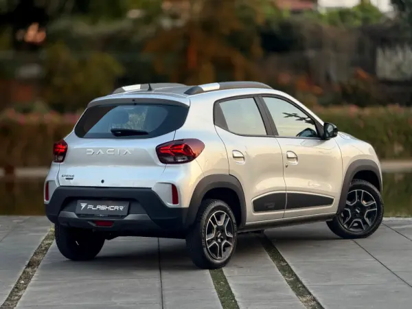 Dacia Spring Comfort Plus 27