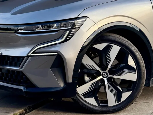 Renault Mégane E-Tech EV60 Techno Autonomia Conforto 6