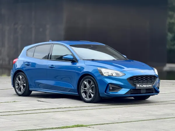 Ford Focus 1.0 EcoBoost ST-Line 24