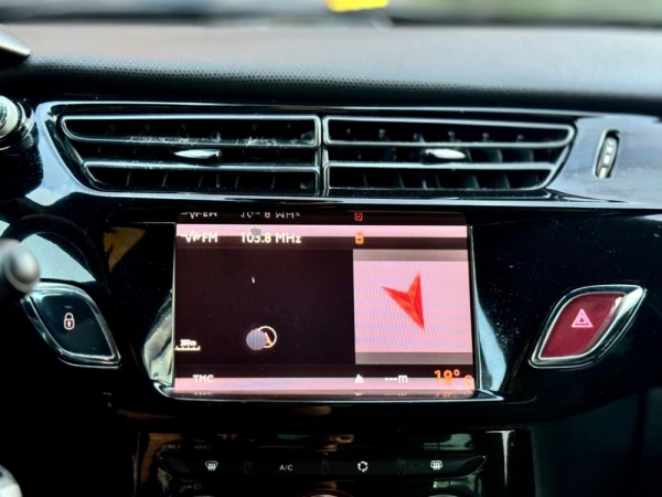 Citroën DS3 So Chic 6