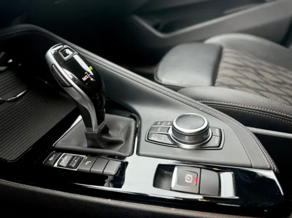 BMW X1 16 d sDrive xLine Auto 21