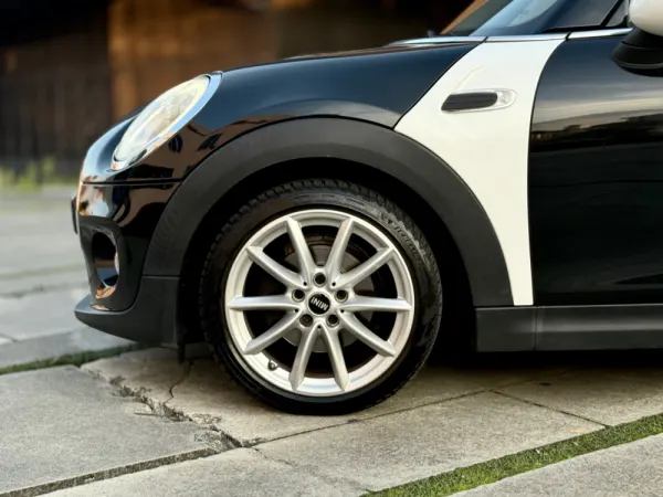 MINI Coupé Cooper D 12