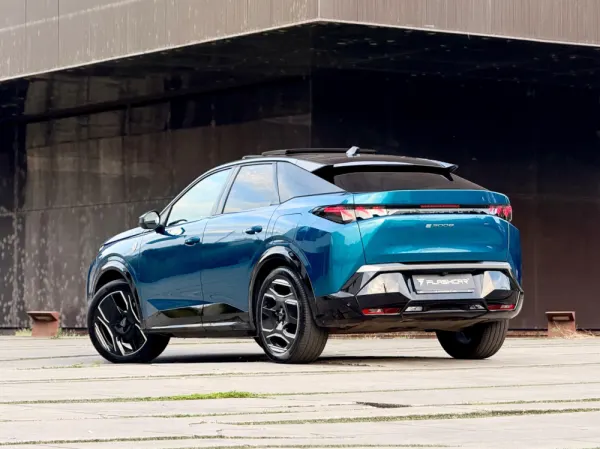 Peugeot E-3008 73 kWh GT 65