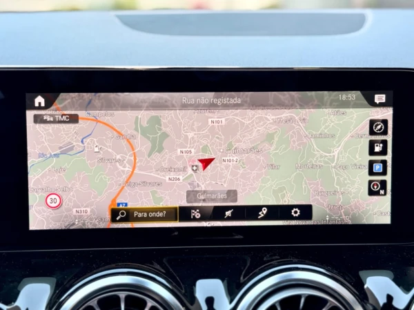 Mercedes-Benz EQA 300 4Matic AMG Line 22