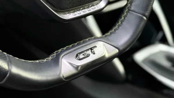 Peugeot 208 1.5 BlueHDi GT Pack 13