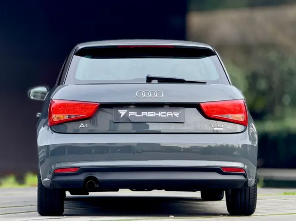 Audi A1 1.0 TFSI Sport 5