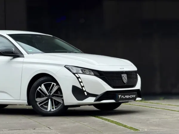 Peugeot 308 1.5 BlueHDi Allure Pack 25