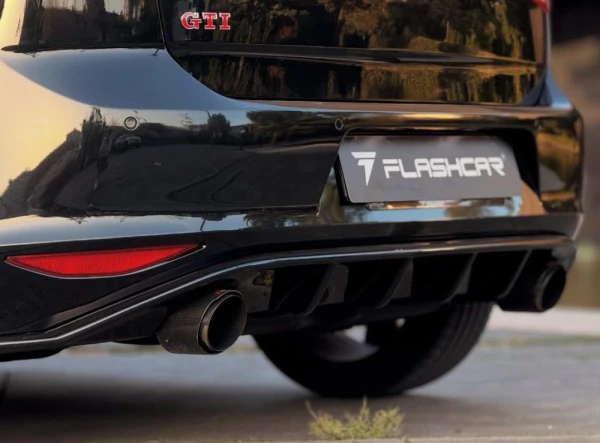 Volkswagen Golf GTI performance 23