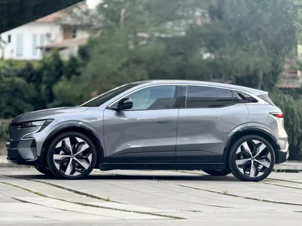 Renault Mégane E-Tech EV60 Techno Autonomia Conforto 22