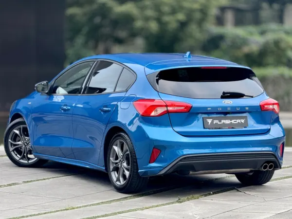Ford Focus 1.0 EcoBoost ST-Line 35